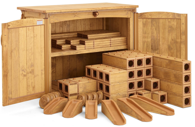 Outdoor Playthings