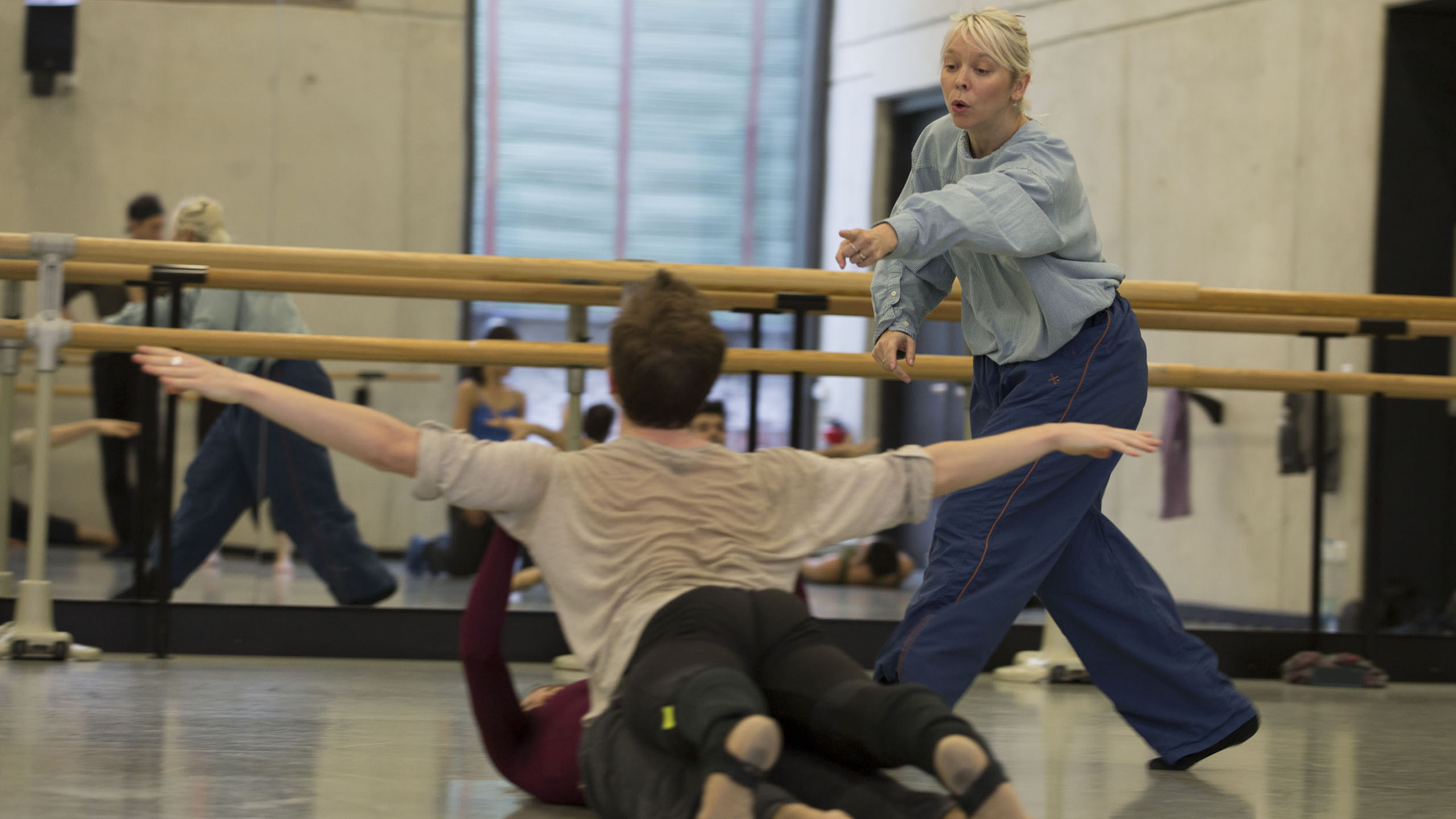 b.30 | Wounded Angel | © Gert Weigelt Im Ballettsaal: Natalia Horecna